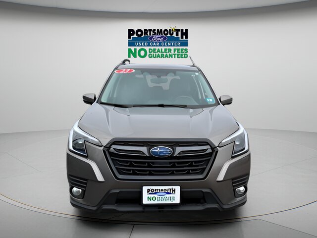 Used 2023 Subaru Forester Limited AWD/4WD image 9