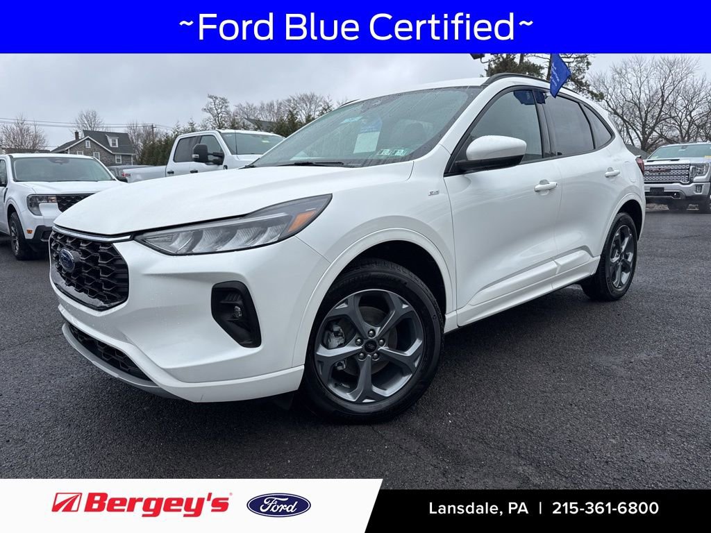 Certified 2024 Ford Escape ST-Line Select w/ Tech Pack #1 AWD/4WD image 1
