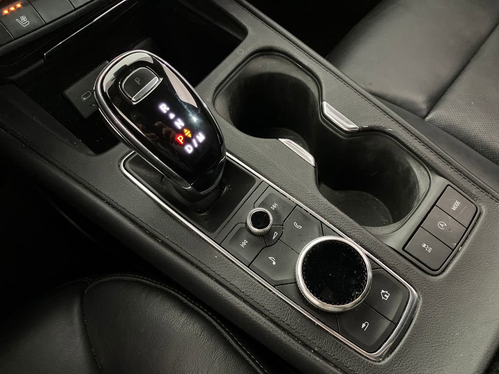 Used 2020 Cadillac XT4 Premium Luxury image 27