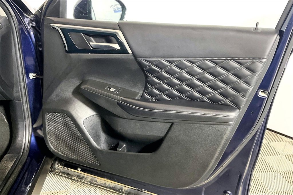 Used 2022 Mitsubishi Outlander SEL image 19