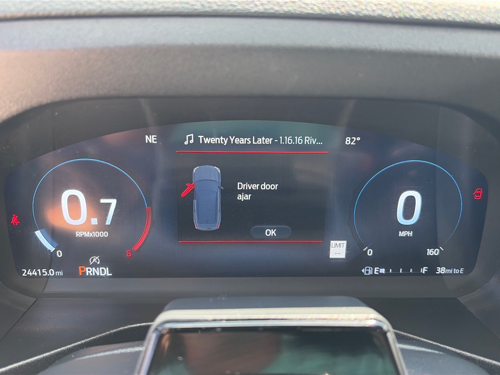 Certified 2025 Ford Explorer ST-Line RWD image 7