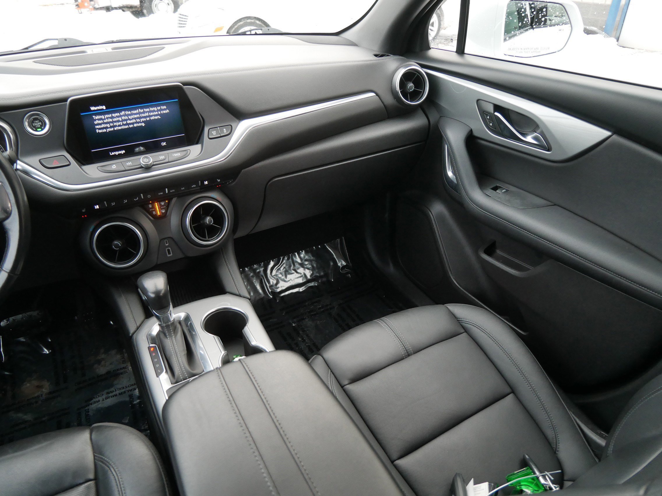 Used 2019 Chevrolet Blazer LT w/ Sun and Wheels Package image 11