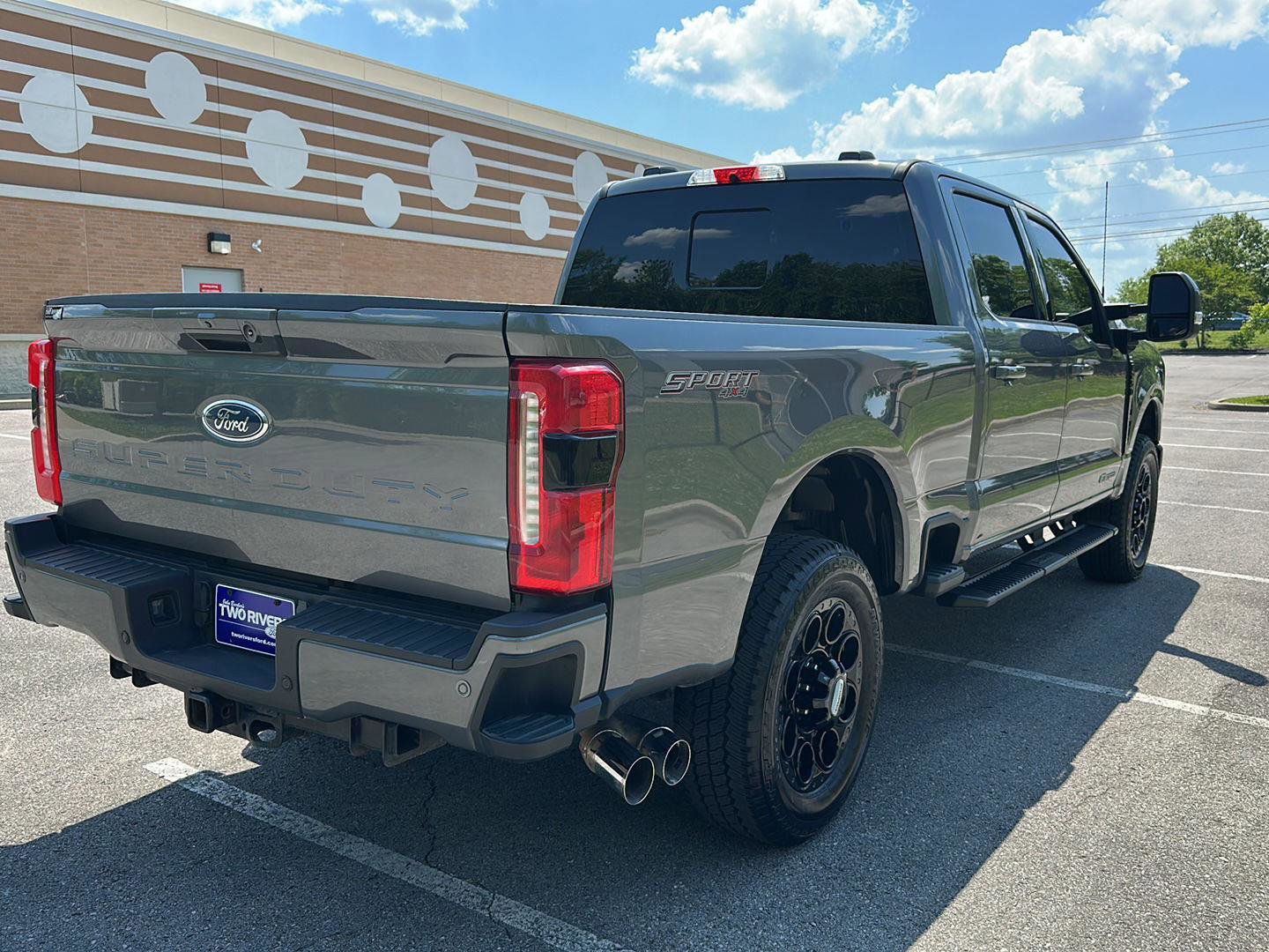 Certified 2023 Ford F250 Lariat w/ Lariat Ultimate Package AWD/4WD image 5