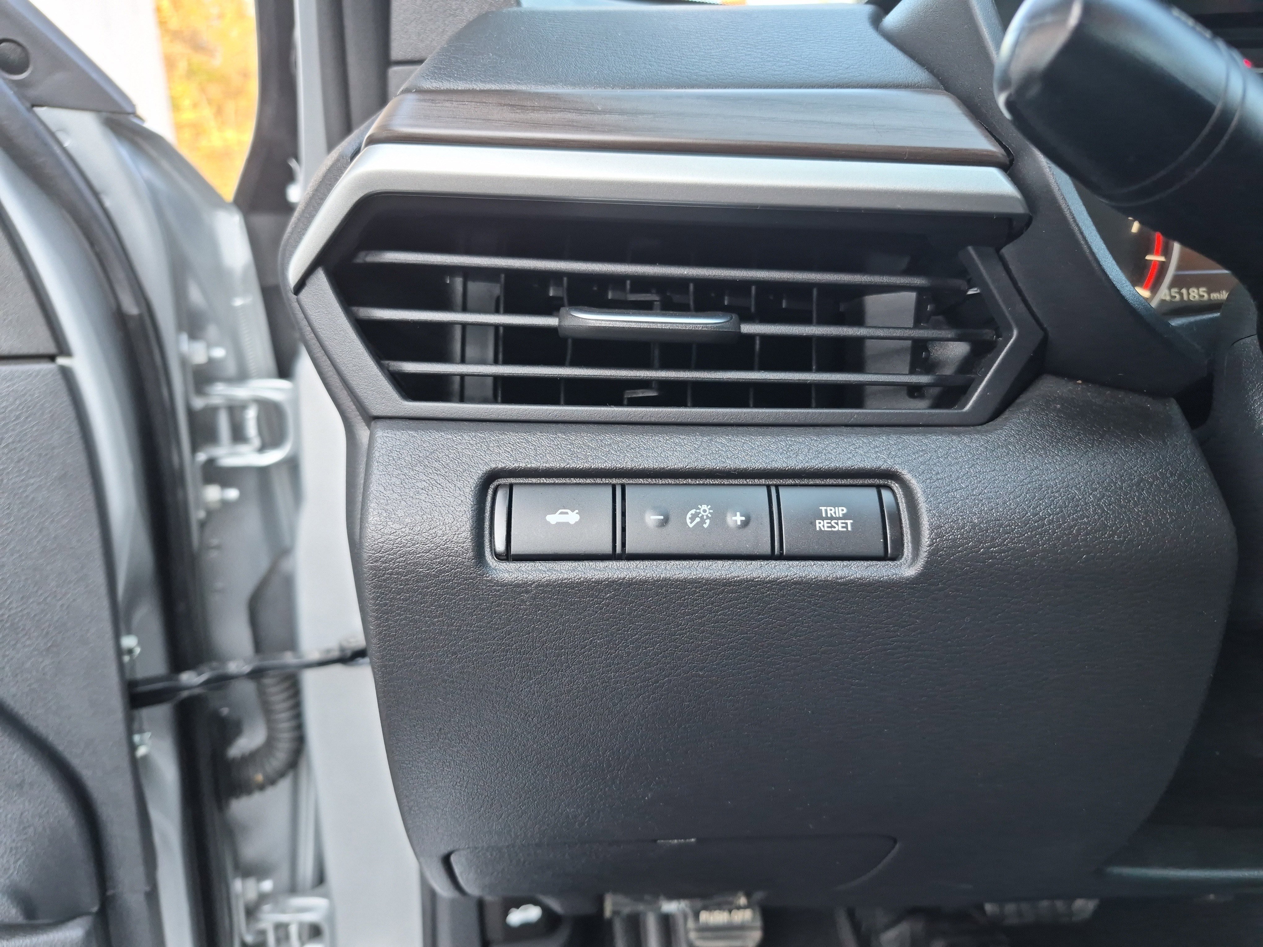 Used 2024 Nissan Altima 2.5 SV image 20