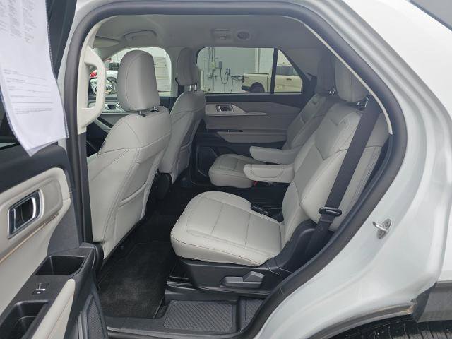 Certified 2026 Ford Explorer Active w/ Active Comfort Package RWD image 14