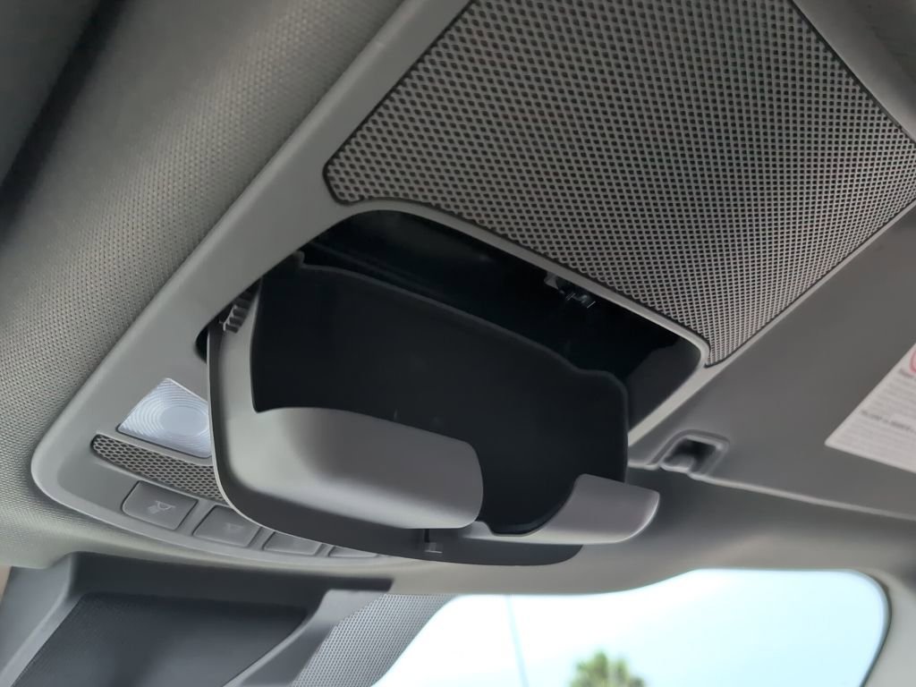 Certified 2022 Ford F350 XL w/ Power Equipment Group image 21