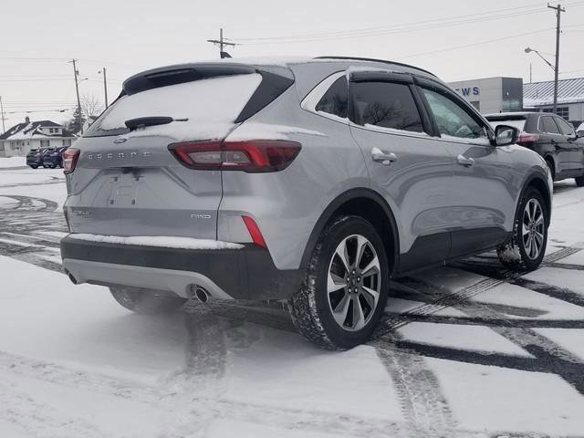 Certified 2023 Ford Escape Platinum image 3