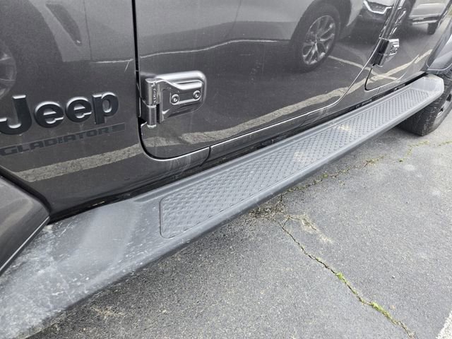 Used 2023 Jeep Gladiator Sport AWD/4WD image 8
