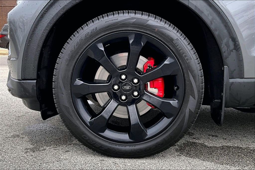 Certified 2024 Ford Explorer ST w/ Equipment Group 401A image 9