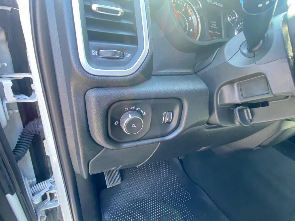Used 2022 RAM 2500 Big Horn w/ Snow Chief Group AWD/4WD image 12