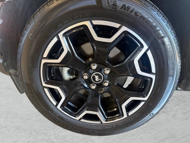 Certified 2025 Ford Bronco Sport Outer Banks w/ Outer Banks Tech Package+ AWD/4WD image 24