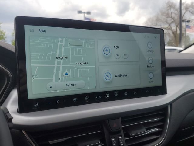 Certified 2024 Ford Escape Platinum AWD/4WD image 17