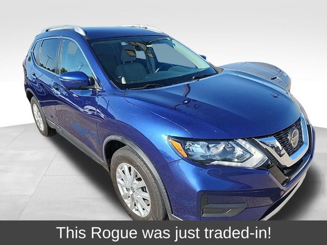 Used 2018 Nissan Rogue SV w/ Premium Package FWD image 1