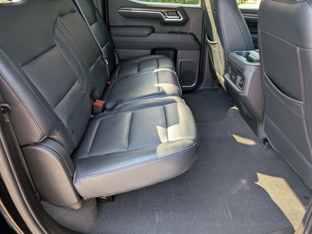 Used 2023 Chevrolet Silverado 1500 LT Trail Boss AWD/4WD image 32