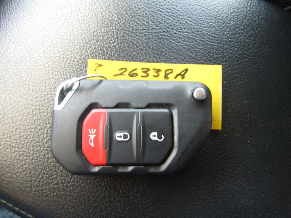 Used 2023 Jeep Wrangler Unlimited Sport AWD/4WD image 29
