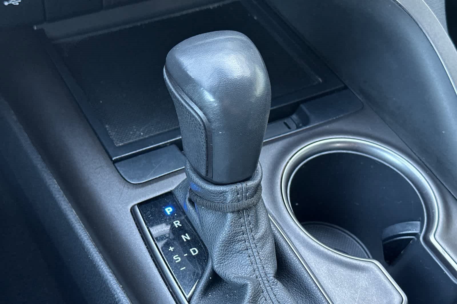 Used 2023 Toyota Camry SE image 21