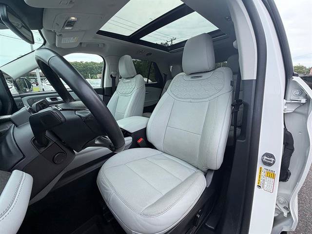 Certified 2025 Ford Explorer Platinum w/ Ultimate Package AWD/4WD image 21