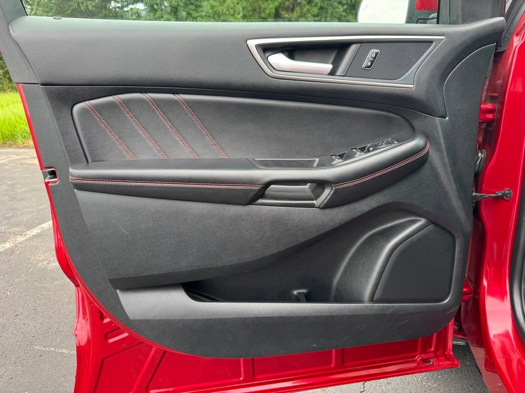 Certified 2024 Ford Edge ST-Line AWD/4WD image 24