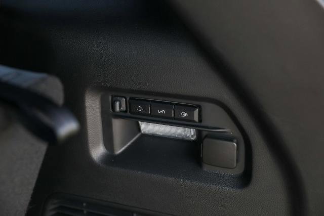 Certified 2025 Ford Explorer ST image 18