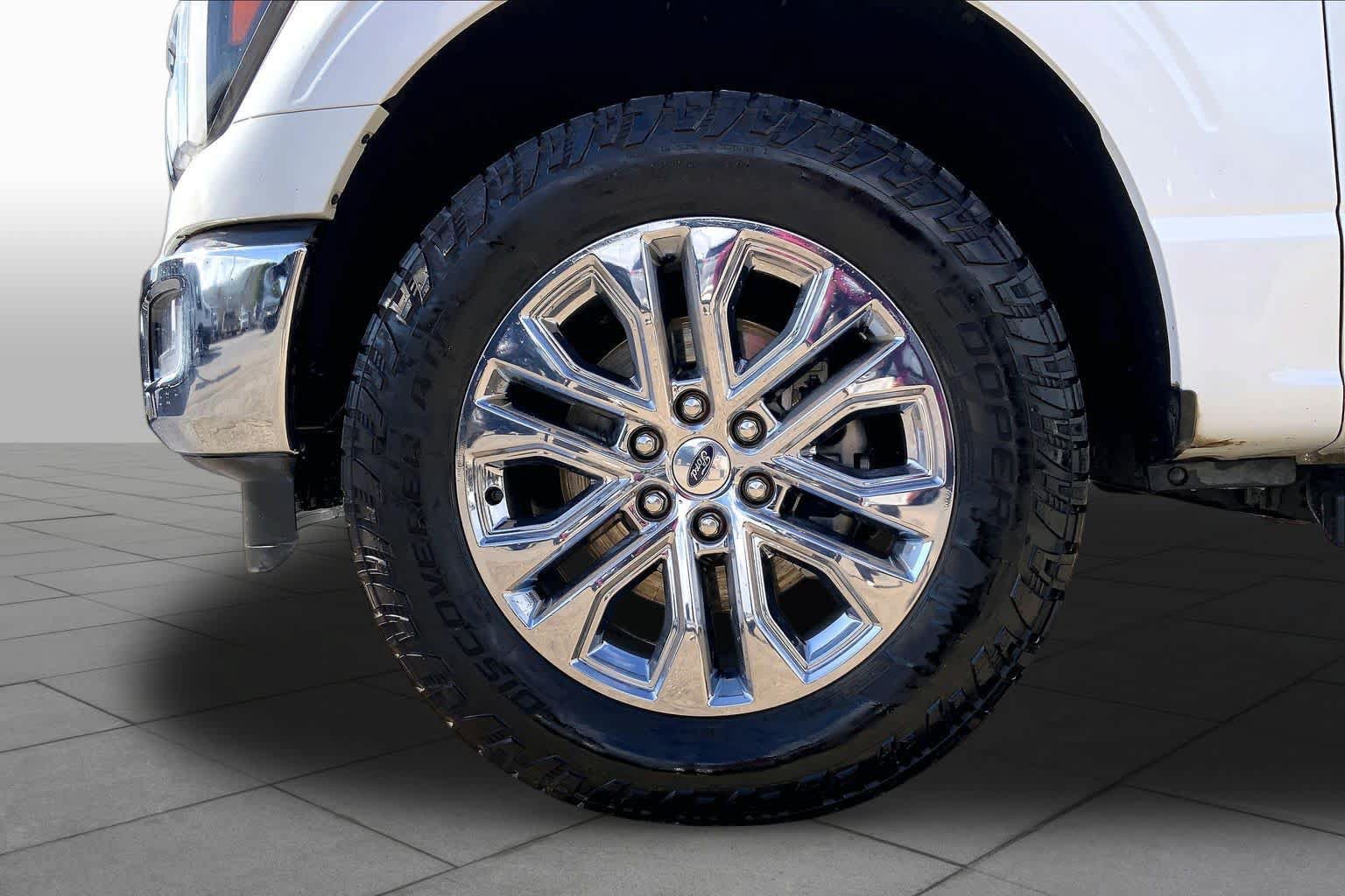 Certified 2024 Ford F150 Lariat w/ FX4 Off-Road Package AWD/4WD image 11