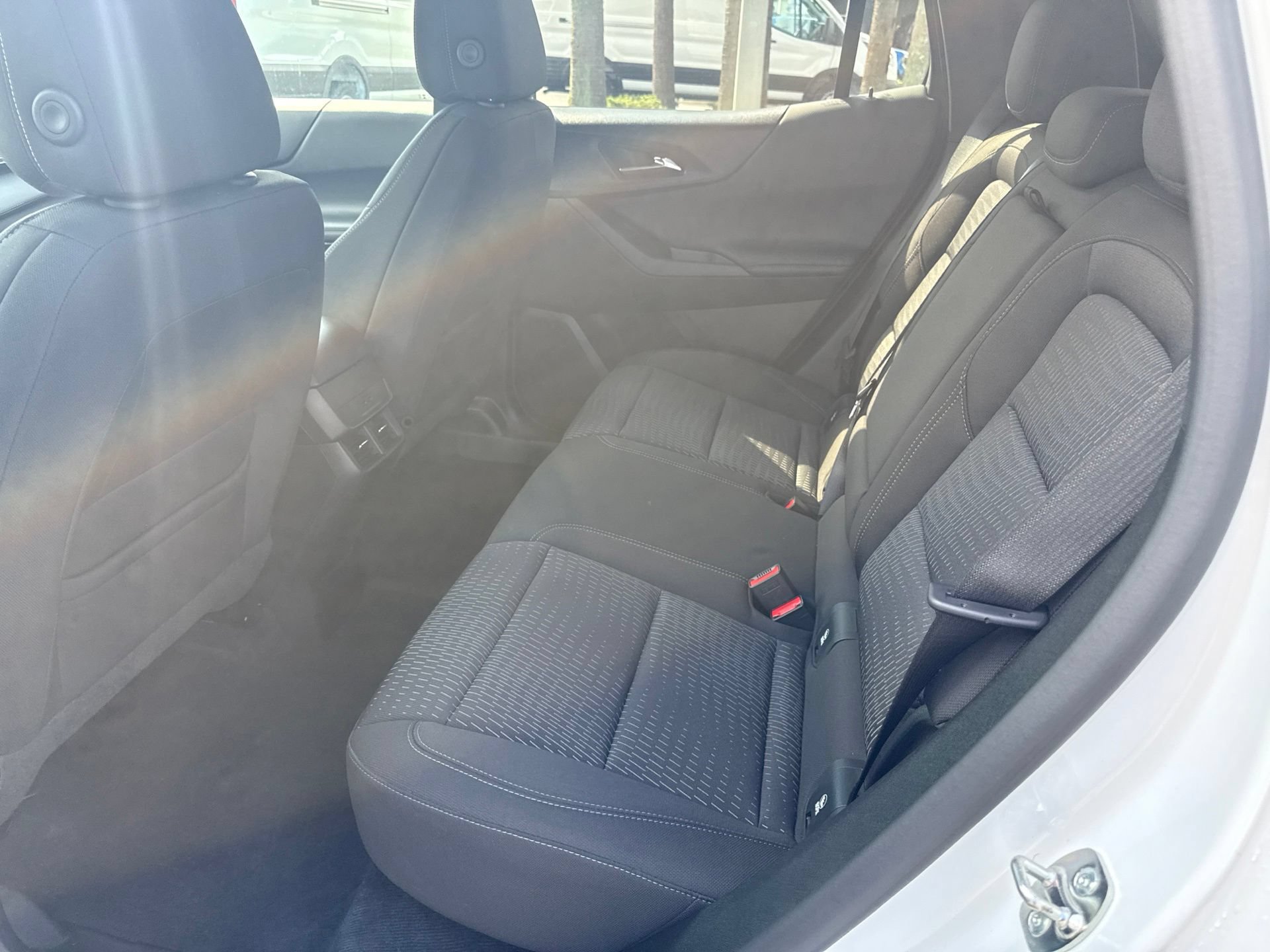 Used 2025 Chevrolet Equinox LT FWD image 11