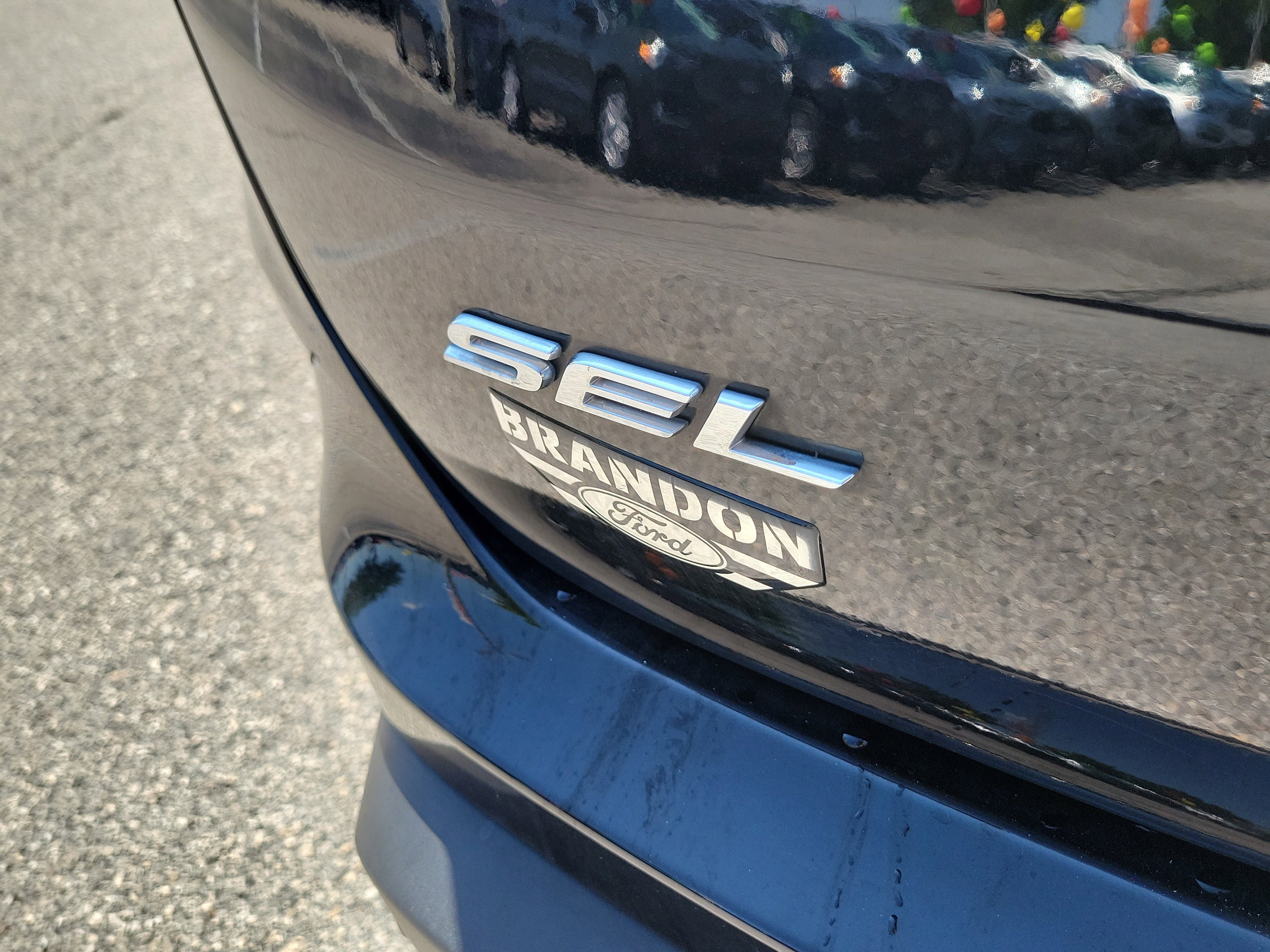 Certified 2024 Ford Edge SEL w/ Convenience Package image 9