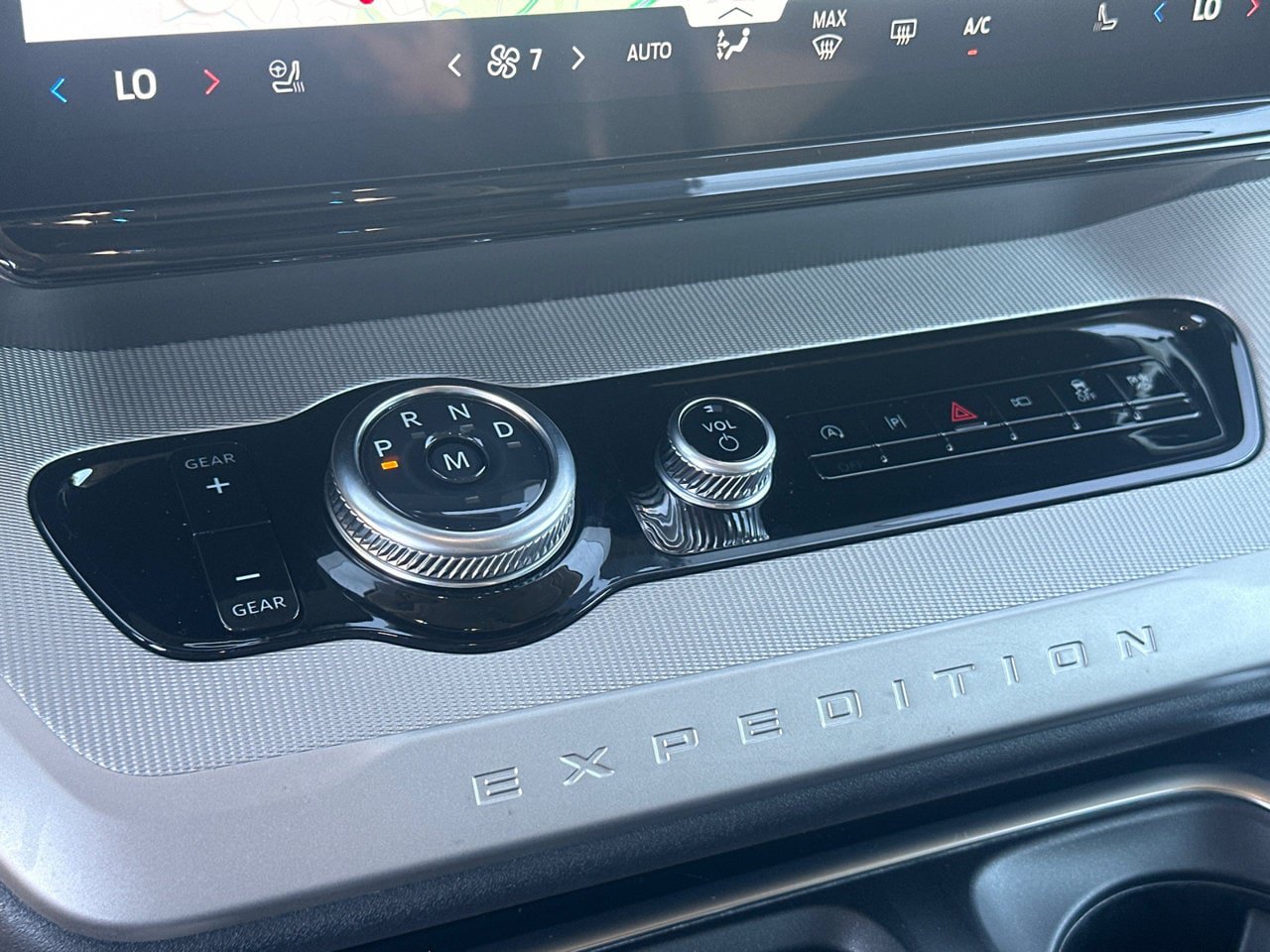 Certified 2025 Ford Expedition Max Active RWD image 33