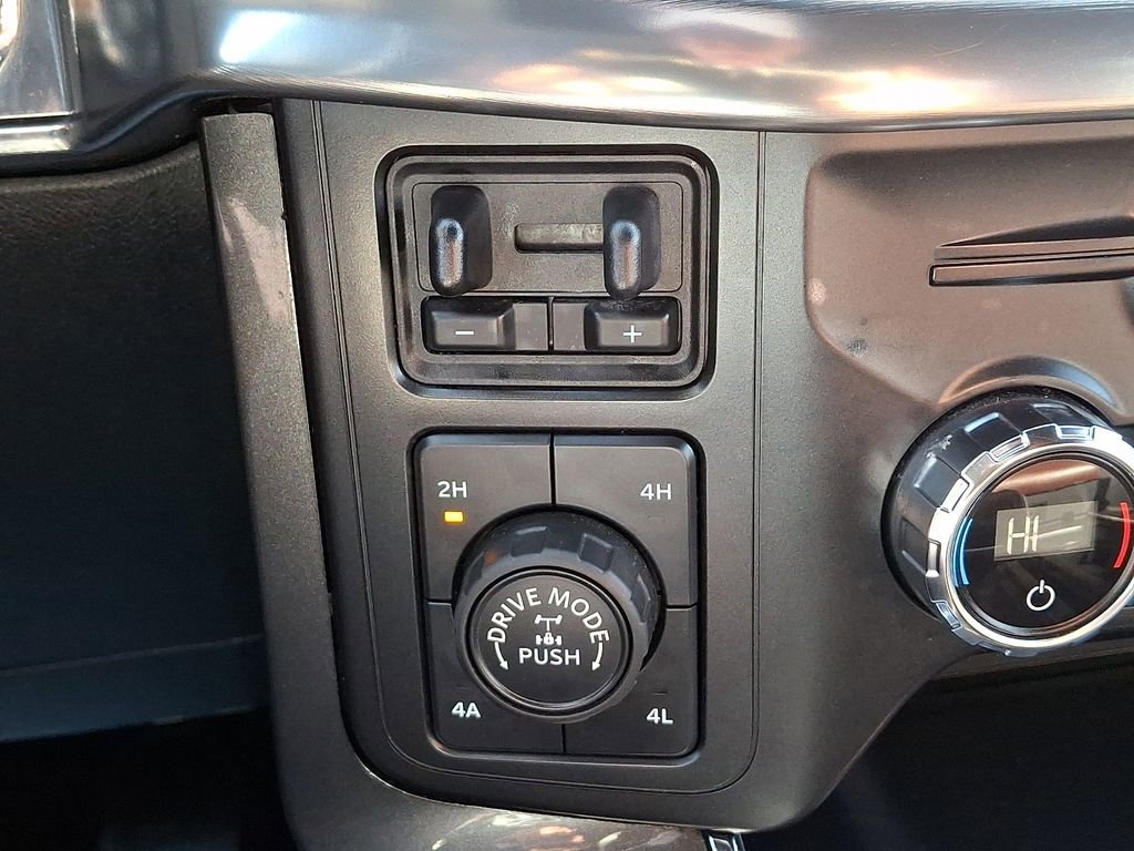 Certified 2021 Ford F150 Lariat w/ Equipment Group 502A High image 26