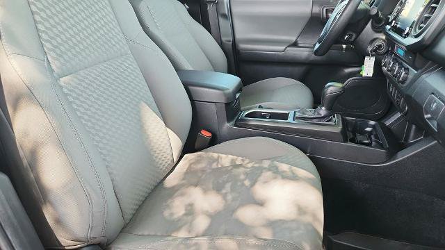 Used 2023 Toyota Tacoma SR AWD/4WD image 28
