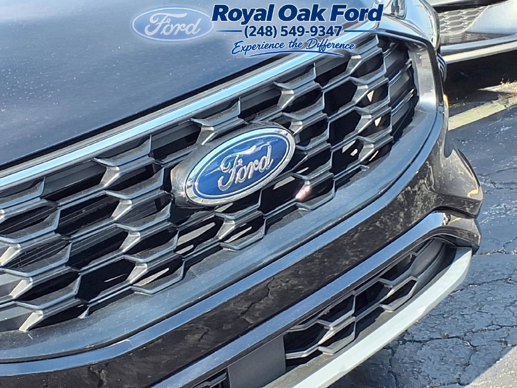 Certified 2024 Ford Escape ST-Line w/ Tech Pack #1 AWD/4WD image 35