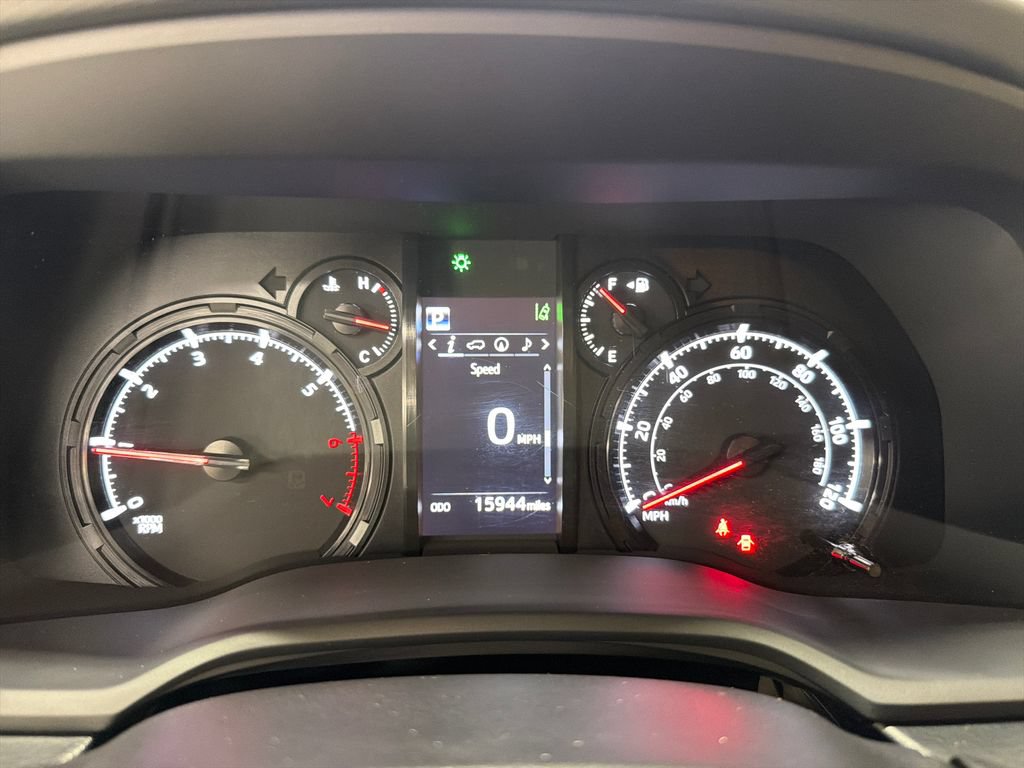 Used 2024 Toyota 4Runner SR5 Premium AWD/4WD image 23