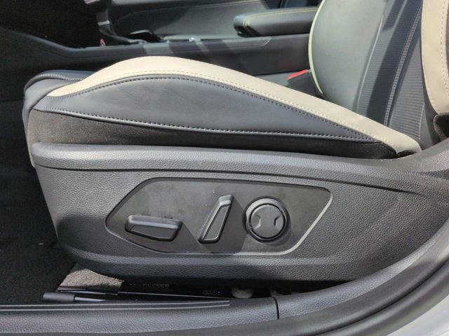 Used 2025 Kia K5 GT-Line image 18
