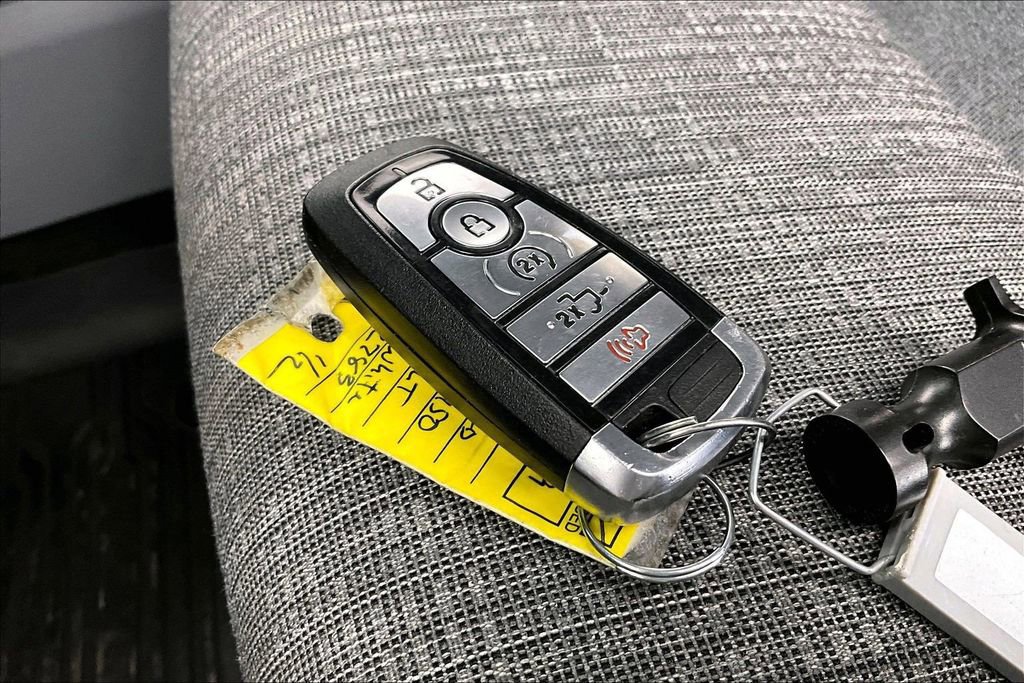 Certified 2021 Ford F150 XLT w/ Equipment Group 302A High image 13