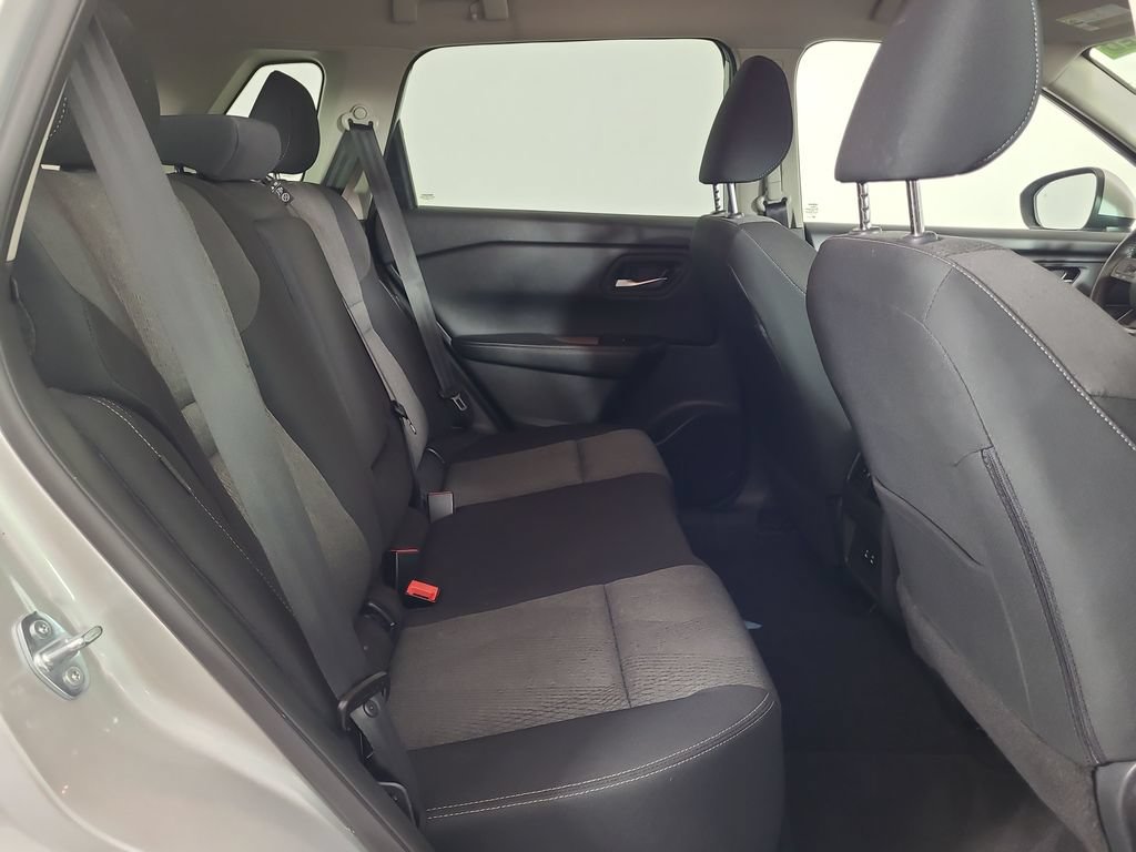Used 2025 Nissan Rogue SV FWD image 22