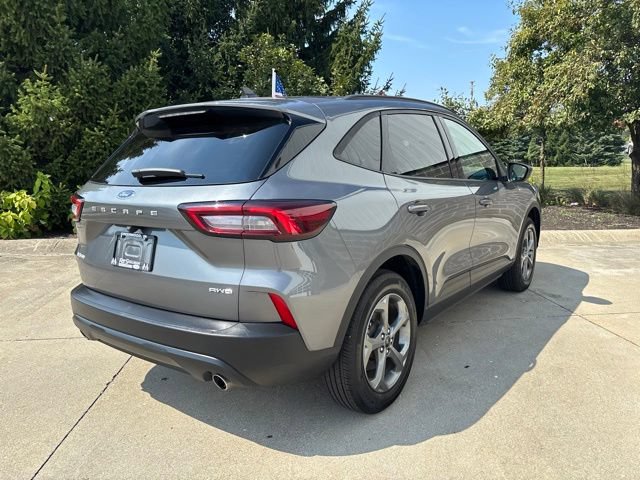 Certified 2026 Ford Escape ST-Line AWD/4WD image 7