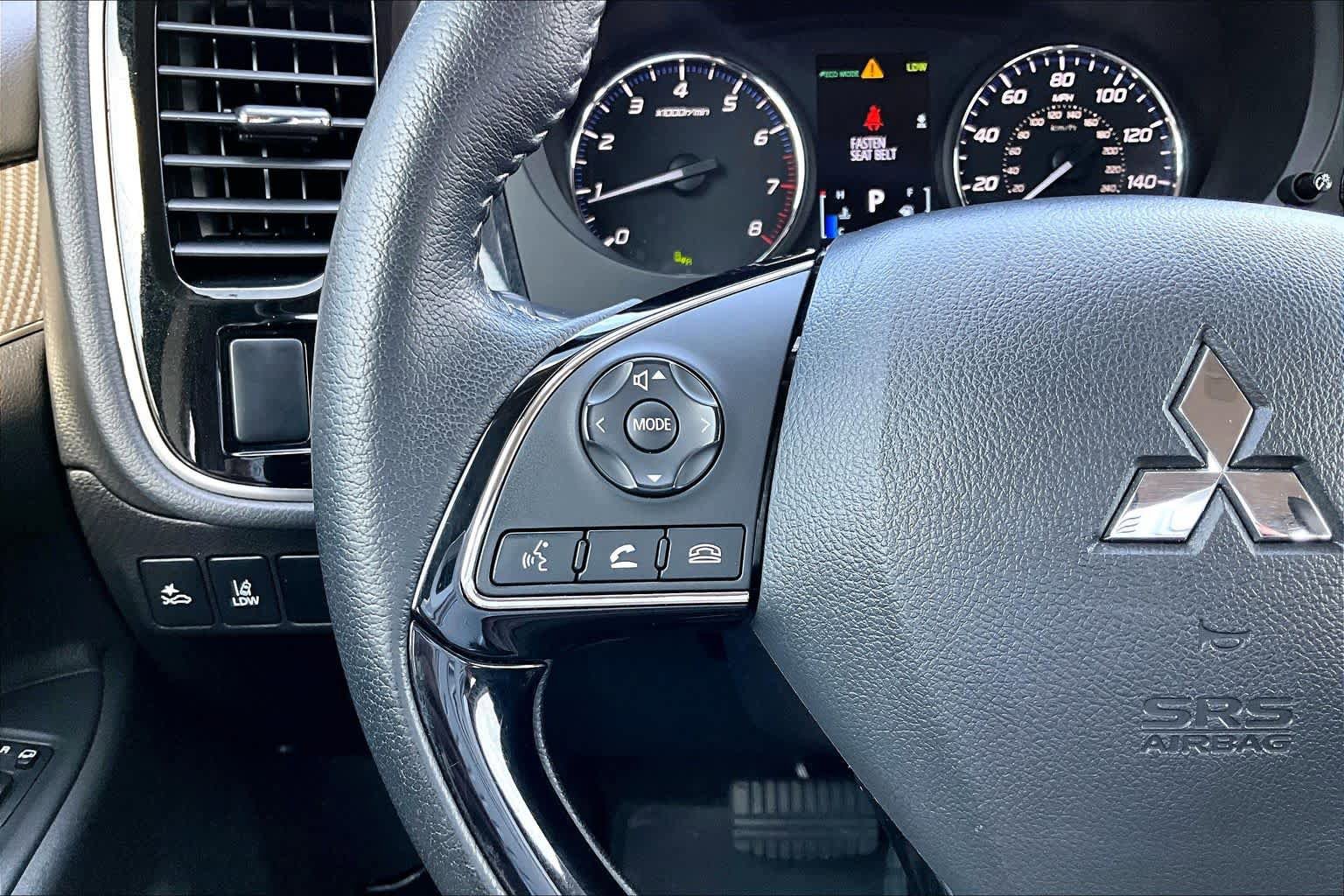 Used 2020 Mitsubishi Outlander SEL FWD image 24