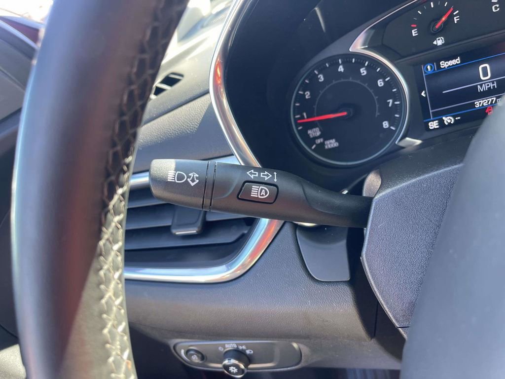 Used 2024 Chevrolet Equinox LT image 24