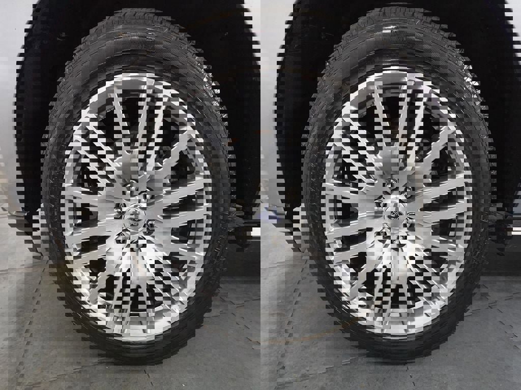 Certified 2024 Ford Expedition Limited image 35