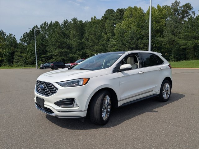 Certified 2024 Ford Edge Titanium w/ Titanium Elite Package AWD/4WD image 3