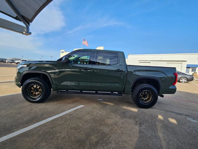 Used 2022 Toyota Tundra SR5 AWD/4WD image 8
