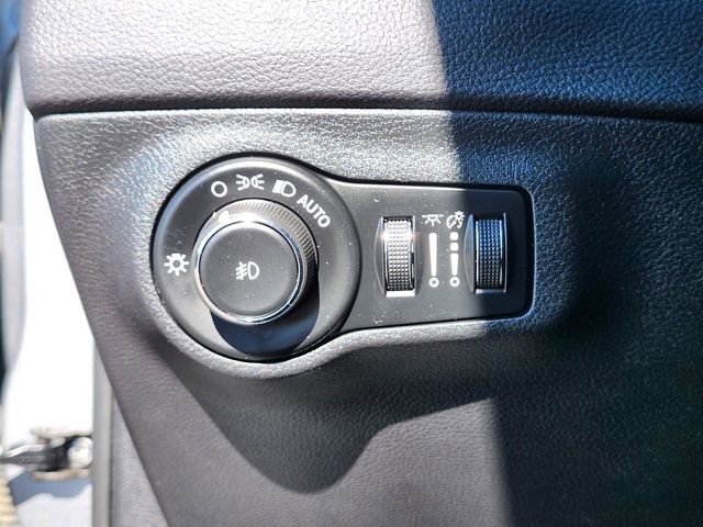 Used 2019 Jeep Compass Trailhawk image 23