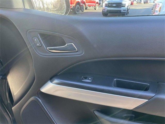 Used 2017 Chevrolet Colorado LT w/ LT Convenience Package image 28