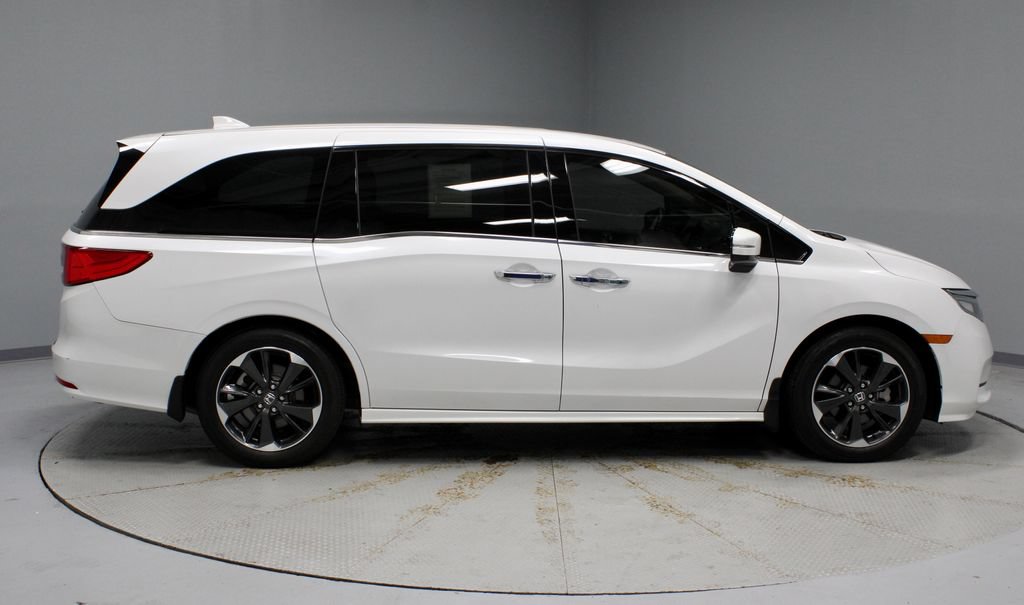 Used 2024 Honda Odyssey Elite image 7