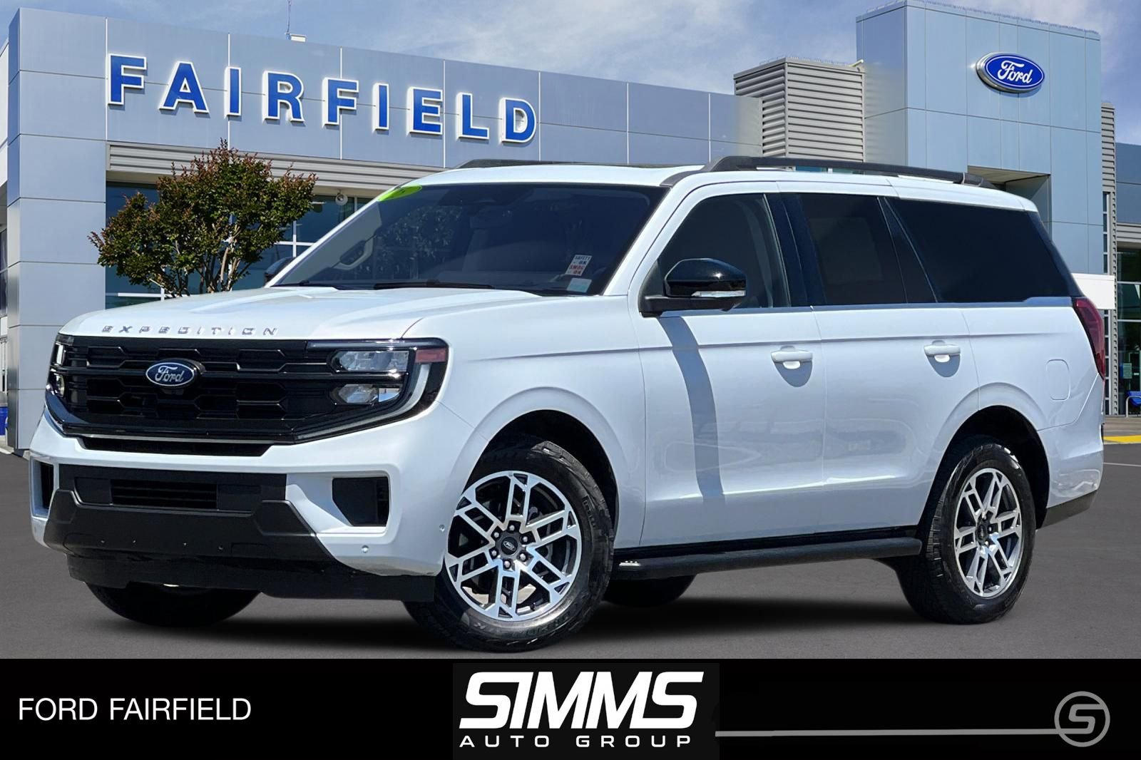 Certified 2025 Ford Expedition Active AWD/4WD image 1