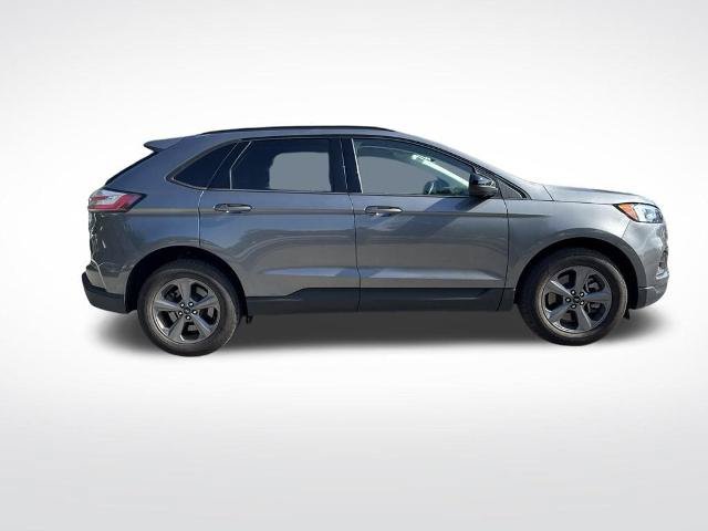 Certified 2024 Ford Edge SEL w/ Sport Appearance Package AWD/4WD image 4