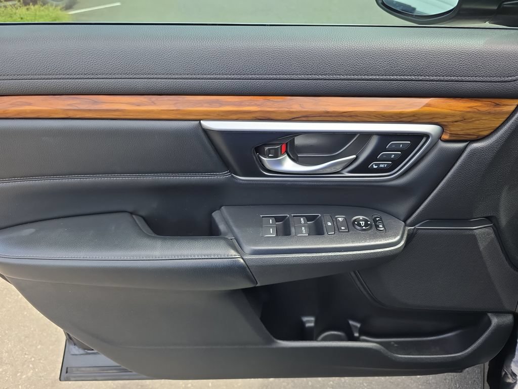 Used 2018 Honda CR-V EX-L image 16