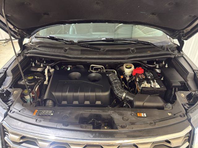 Certified 2017 Ford Explorer XLT w/ Equipment Group 202A image 10