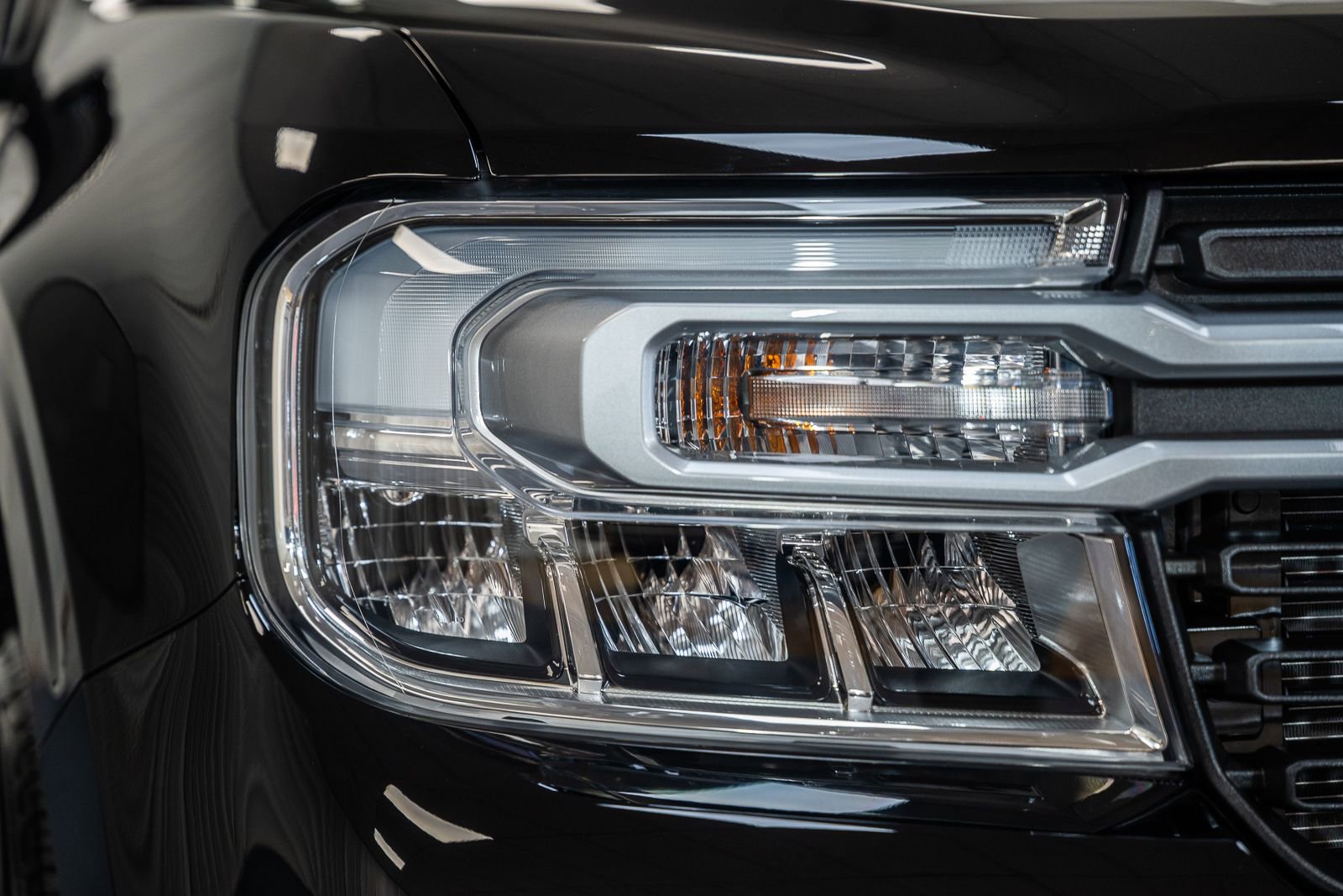 Certified 2024 Ford Maverick Lariat FWD image 14