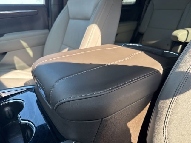 Used 2025 Chevrolet Tahoe Z71 w/ Comfort Package image 21