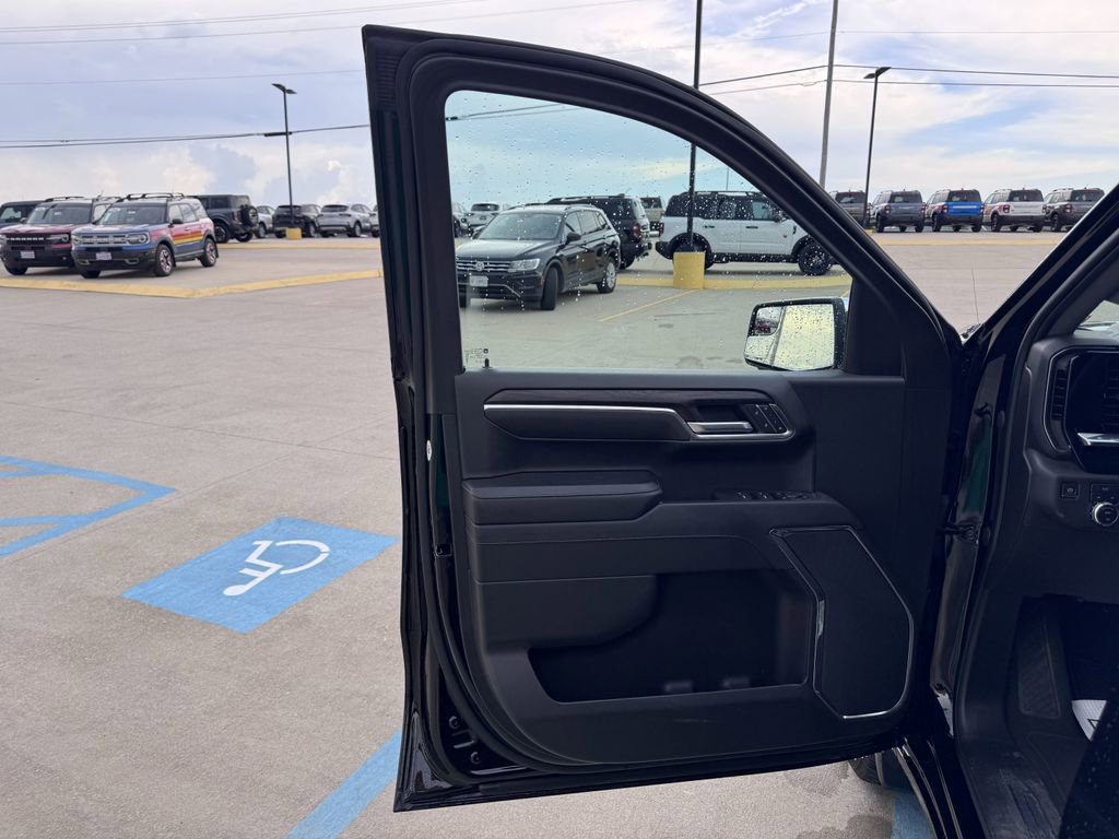 Used 2024 GMC Sierra 1500 SLT AWD/4WD image 7